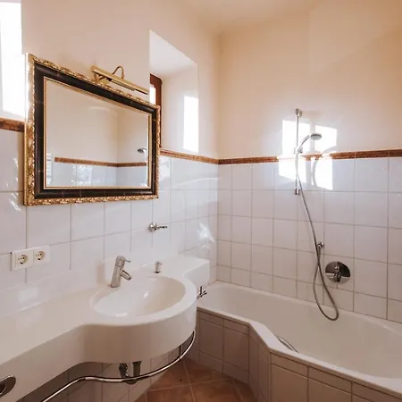 Buvitel Retreat Space