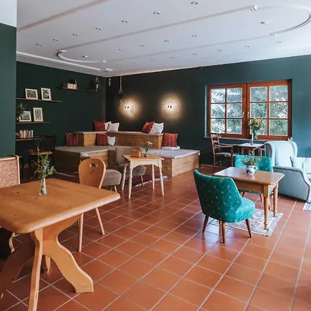 Πανσιόν Buvitel Retreat Space Gundersheim